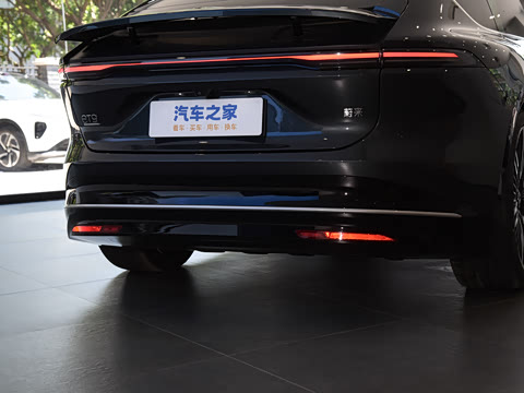 2025�� 102kWh ǩ����