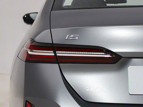 2025�� eDrive 40L M�˶���װ