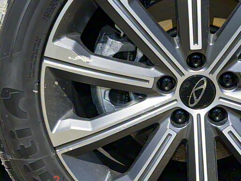 2025�� 2.0T ��������� 7��