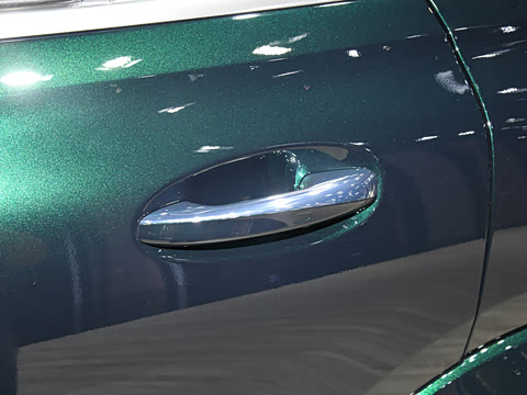 2021�� GLS 450 4MATIC ������