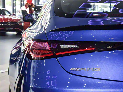 2025 AMG CLE 53 4MATIC+ ܳ