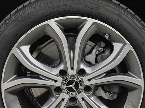 2023�� �Ŀ� E 300 L �˶�������