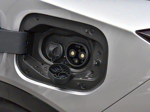 2025�� 630 MAX���а�