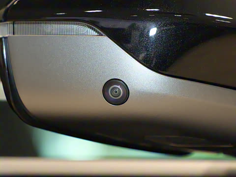 2025�� 75kWh Touring