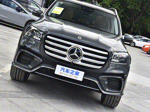 2025�� GLS 450 4MATIC ������