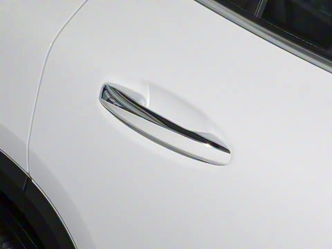 2025�� �Ŀ� GLA 220