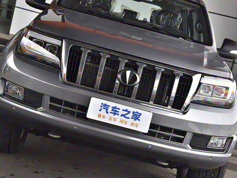 2023�� 4.6L V8 �캽��