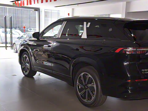 2025�� 200 �����콢��