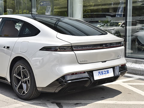 2025�� ���� 230AirѲ����