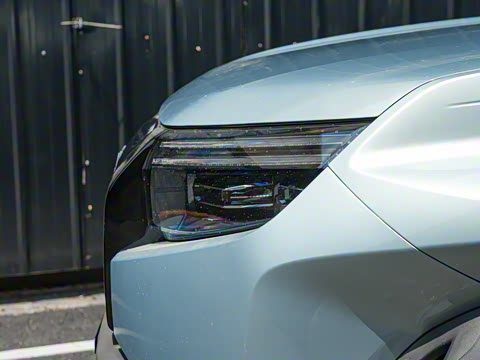 2025�� 501KM ����Pro��