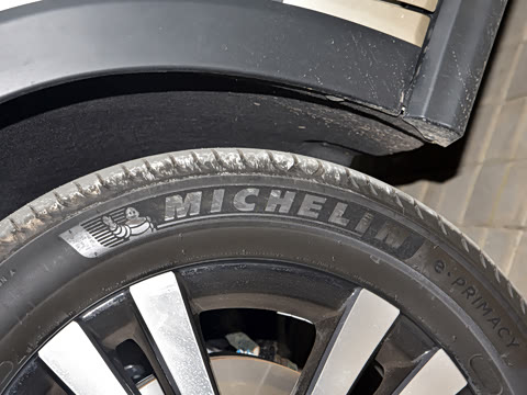 2023�� 240TURBO ���°�