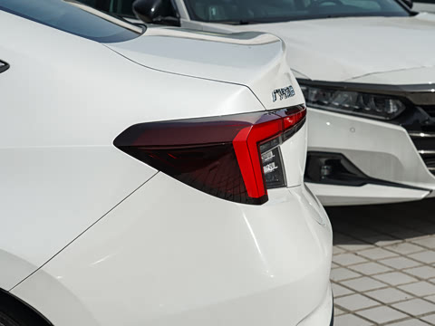 2023�� 240TURBO CVT������