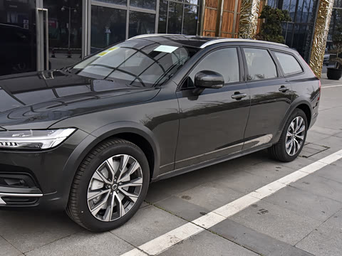 2021�� Cross Country B5 AWD ��Զ��