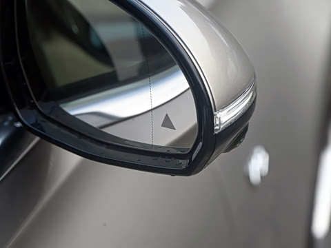 2025�� �Ŀ� S 680 4MATIC