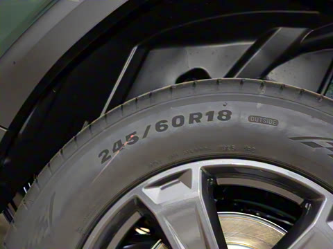 2025�� 2.0T 4WD Pro