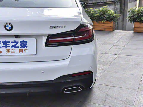 2022�� �Ŀ� 525i M�˶���װ