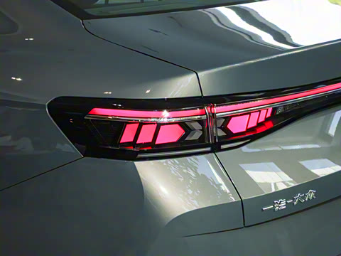 2024�� 300TSI DSG������