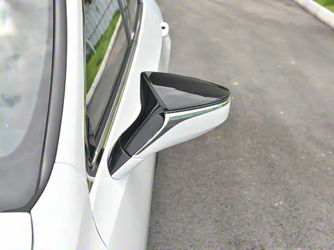 2022�� 300h F SPORT