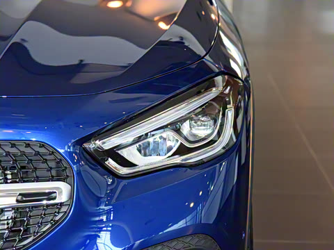 2022�� �Ŀ� GLA 200