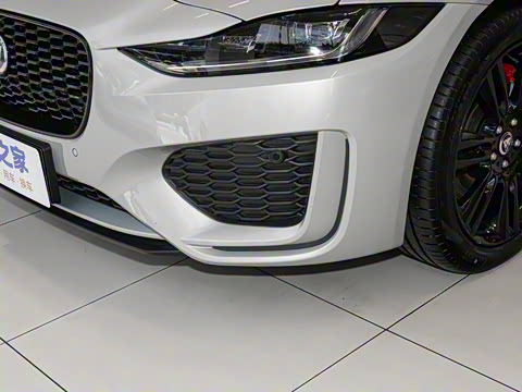 2025�� 2.0T 250PS R-DYNAMIC 90�����ذ�