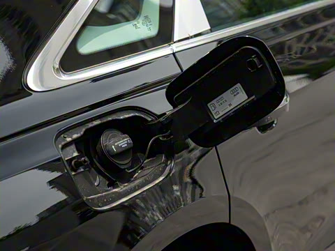 2026�� A8L 45 TFSI quattro ������