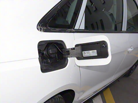 2022�� 40 TFSI ����������