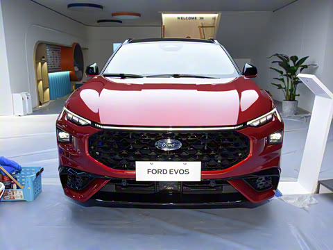 2022�� EcoBoost 245 ST-Line