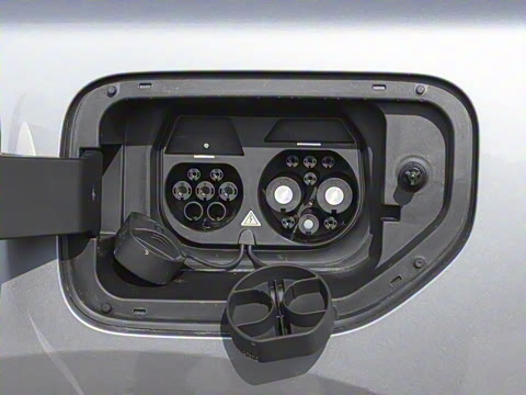 2025�� ���� 650ProѲ����