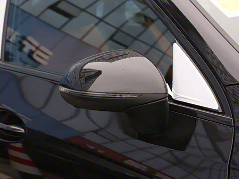 2025�� �Ŀ� GLC 260 4MATIC ����SUV