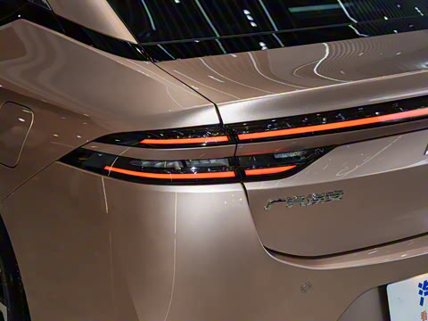 2023�� 70 ����� �������