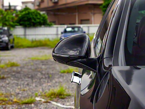 2025�� �Ŀ� E 300 L ����˶���