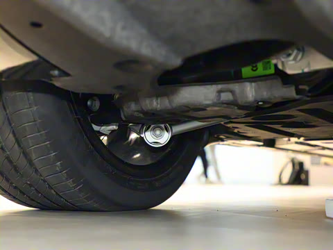 2025�� 75kWh Touring