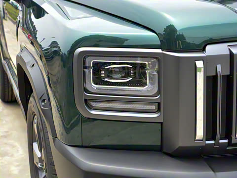 2025�� 2.0T 4WD Pro