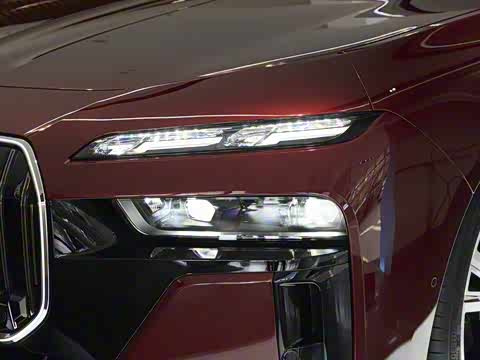 2023�� 740Li ������ M�˶���װ