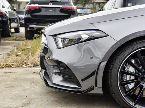 2022�� AMG A 35 4MATIC