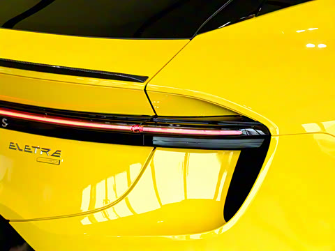 2025�� 900 ������