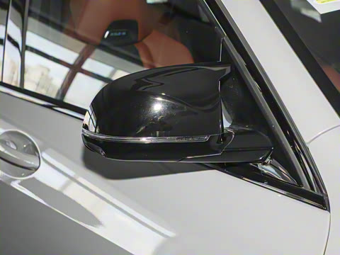 2023�� X5 M ������