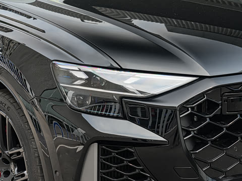 2025�� RS Q8 4.0T performance