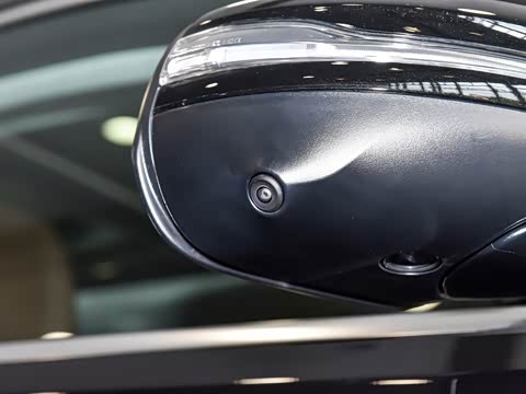 2025�� GLS 450 4MATIC ������