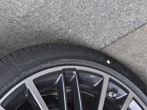 2022�� �Ŀ� 530Li ������ M�˶���װ