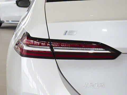 2025 eDrive 35L M˶װ