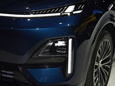 2025�� ����Ultra+