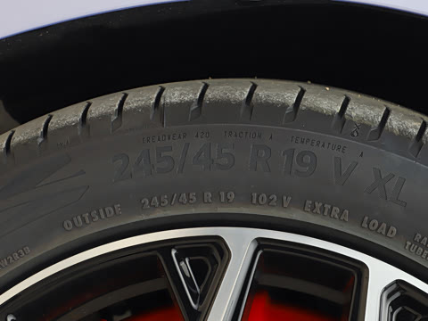 2025�� ���� 550Pro�캽��