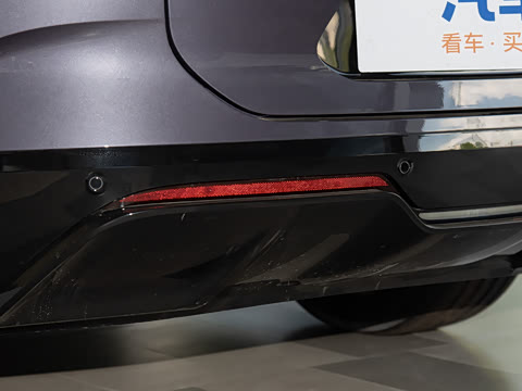 2025�� �Ŀ� Max���̰�