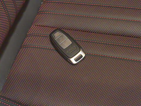 2023�� 40 e-tron ��ҫ�� Ӱ��ʿ��