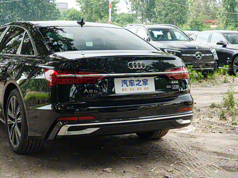 2025�� �Ŀ� 55 TFSI quattro �콢������