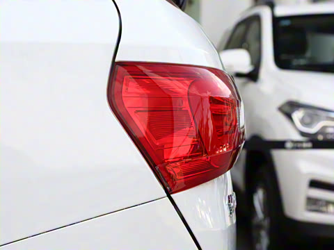 2021�� ���ǰ� 1.8L �ֶ���Ӣ��