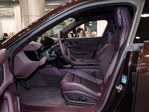 保时捷_taycan 2022款 taycan图片_树莓紫_汽车之家