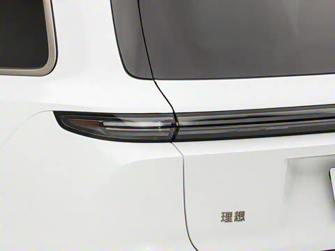 2025�� Ultra ���ܻ��°�