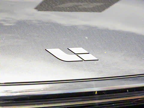 2025�� Ultra ���ܻ��°�